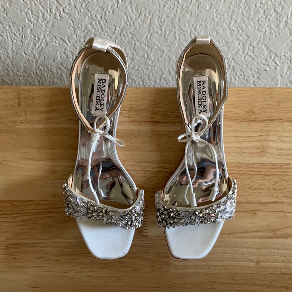 Badgley Mischka Blossom Kitten Heels